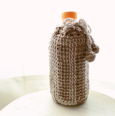 アフガン編みのペットボトルケース