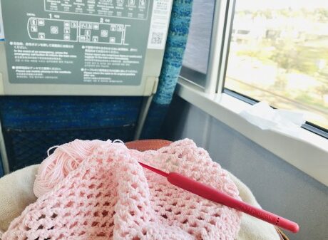 かぎ針編みの小物をモバ編みする